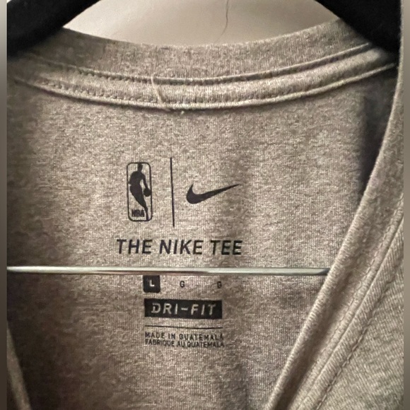 Toronto Raptors Warmup Tee - Picture 3 of 5